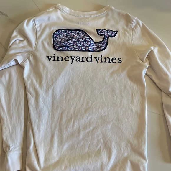 Vineyard Vines Long Sleeve - Picture 1 of 3